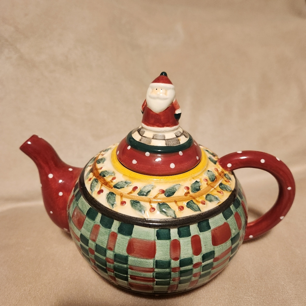 Sakura China Debbie Mumm Christmas Tea pot